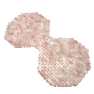 Prova i poteri curativi del quarzo rosa con questa maschera per massaggiare il corpo