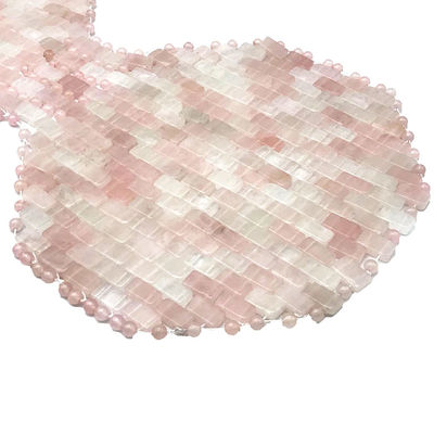 Prova i poteri curativi del quarzo rosa con questa maschera per massaggiare il corpo
