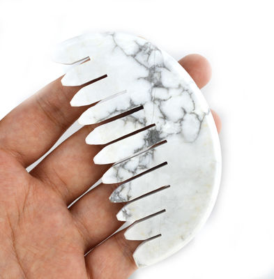 Riduci senza sforzo la tensione del cuoio capelluto con Natura White Turquoise Jade Hair Comb Gua Sha Tools