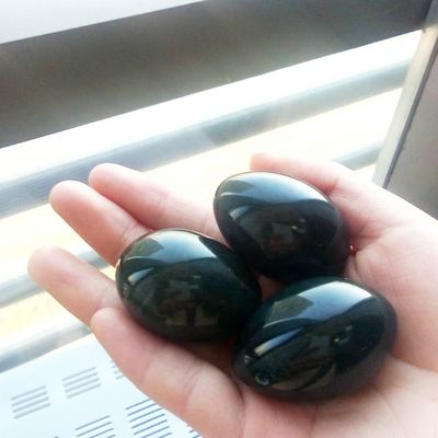 Cristallo perle sciolte materiale verde Nefrite Giada Yoni Uova per la stretta e il rafforzamento vaginale