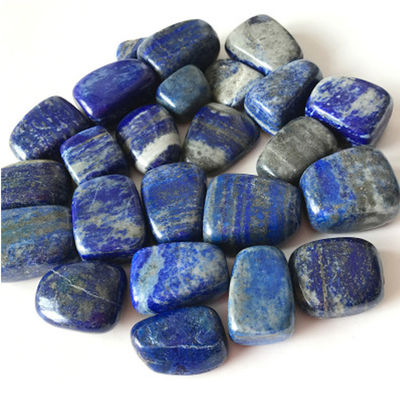 Caratteristica regionale Pietre di lapis lazuli lucidate in massa per la guarigione naturale dei cristalli