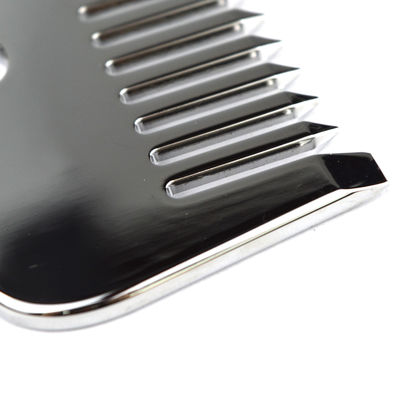 Disponibile il logo personalizzato in acciaio inossidabile in argento Scalp Massaggio Metal Gua Sha Comb per 2024 Massager Tools