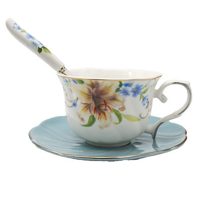 Incantevole tema floreale Set di tè in porcellana cinese in colore bianco Perfetto per i regali di nozze 23*22/15*10/6.5*14.5/11*12.5cm