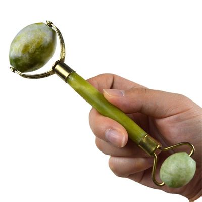Disponibile il logo personalizzato 100% naturale Xiuyan Giada Faccia Guasha Roller Giada Verde Facciale Gua Sha Massaggiatore Stone Skin Care