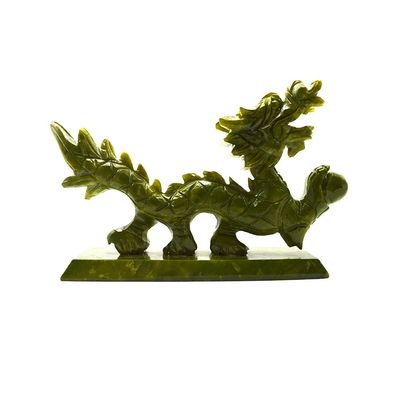 Draghi di giada cinese verde naturale incisi in stile Feng Shui per pezzi decorativi
