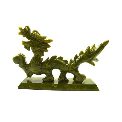 Draghi di giada cinese verde naturale incisi in stile Feng Shui per pezzi decorativi