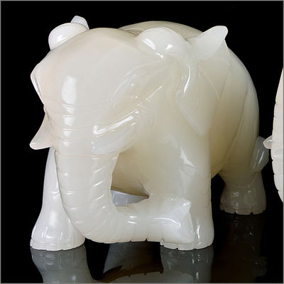 Caratteristica regionale Africa Statua di elefante di giada di Feng Shui bianco per gli amanti degli animali