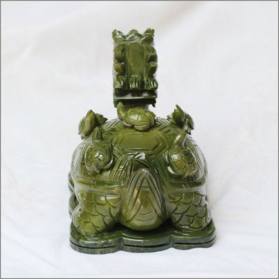 Caratteristica regionale La statua della tartaruga del drago in pietra di giada verde con accettazione OEM ODM