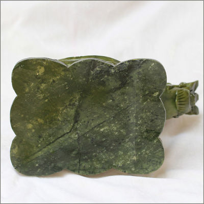 Caratteristica regionale La statua della tartaruga del drago in pietra di giada verde con accettazione OEM ODM