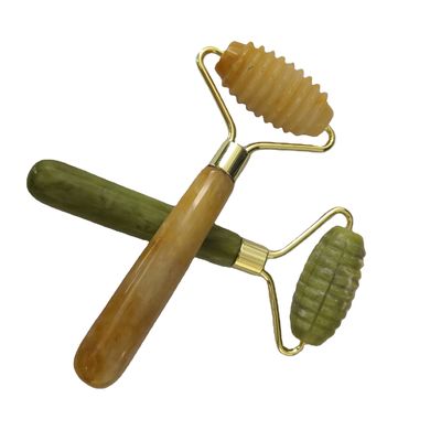 Verde naturale Spiked Gemstone Giada Guasha Roller per massaggio facciale Personalized Beauty Personalized Massage Packaging