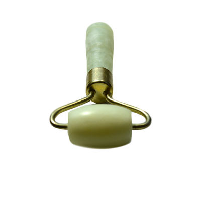 Silver Mini Jade Stone Facial Roller per occhi e viso Massaggio anti-invecchiamento Massaggio naturale verde Jade Roller Facial Massager 110 * 55mm