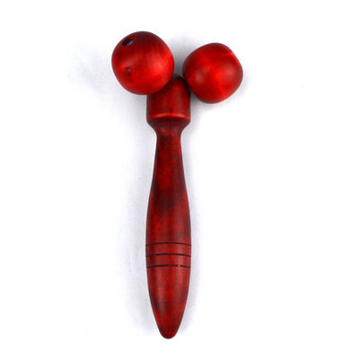 Roller di massaggio in legno rosso o giallo per la terapia facciale e il trattamento delle rughe