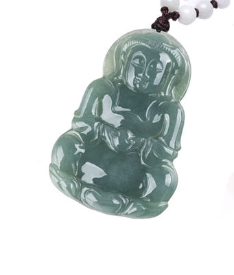 Gioielli di Giada Naturale Guanyin Pendente Verde Smeraldo Giada Amuleti Collare Amuleto Per Donne Gioielli Maschi Eleganti E Stilizzati