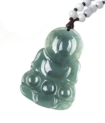 Gioielli di Giada Naturale Guanyin Pendente Verde Smeraldo Giada Amuleti Collare Amuleto Per Donne Gioielli Maschi Eleganti E Stilizzati