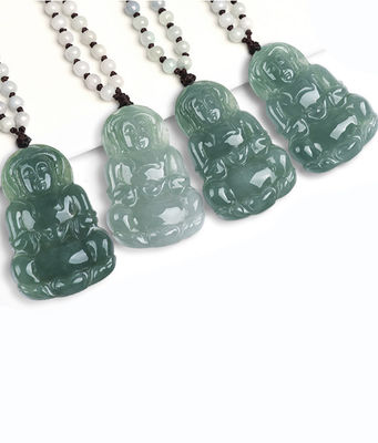 Gioielli di Giada Naturale Guanyin Pendente Verde Smeraldo Giada Amuleti Collare Amuleto Per Donne Gioielli Maschi Eleganti E Stilizzati