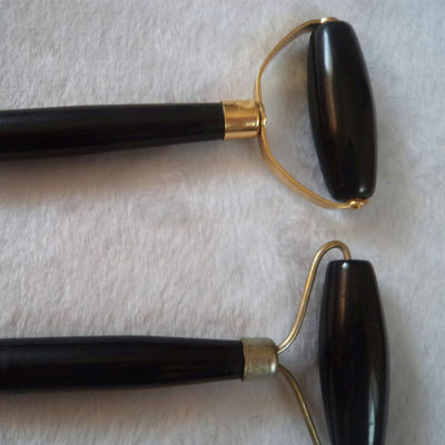 Massaggiatore Faciale Pietra Bian Nera Gua Sha Giada Guasha Roller Faccia per la terapia naturale di ringiovanimento del viso