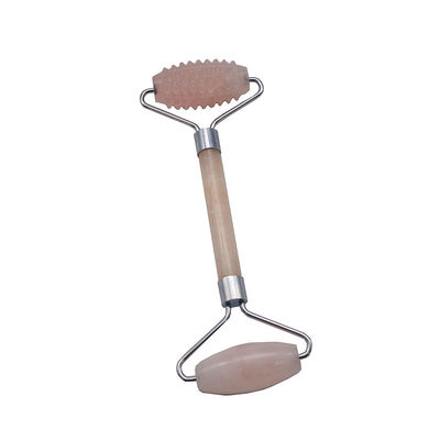 Roller di massaggio del viso portatile in quarzo rosa Gua Sha Lo strumento per la cura della pelle per gli amanti delle pietre naturali