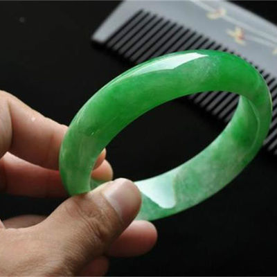 Personalizzazione di pietre di cristallo Ice Emerald Green Jade Bracelet OEM ODM accettato