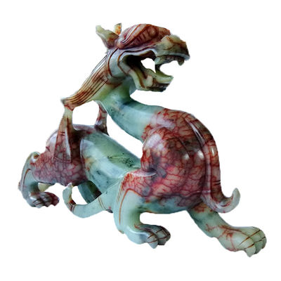 Giada Pixiu Dragone Animal Sculpture Scultura intagliata verde fatta a mano per la forma personalizzata Regalo per la casa Festival Office Decorazione
