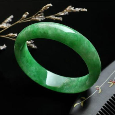 Personalizzazione di pietre di cristallo Ice Emerald Green Jade Bracelet OEM ODM accettato