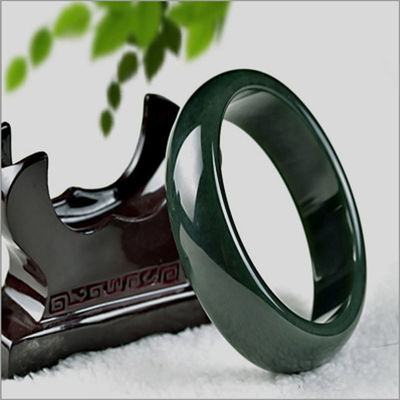 Braccialetto di giada etiana Nefrite verde fatto a mano in stile popolare 54-65mm con design naturale unico