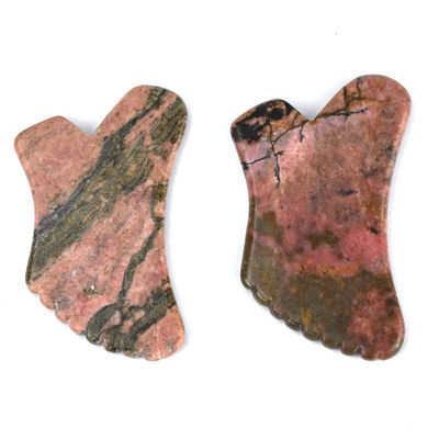 Strumento di massaggio naturale di Rhodonite Gua Sha per stringere la pelle e promuovere la bellezza facciale