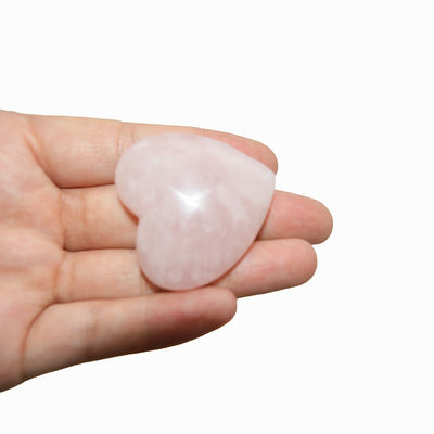 Tecniche in pietra a forma di cuore in quarzo rosa intagliato