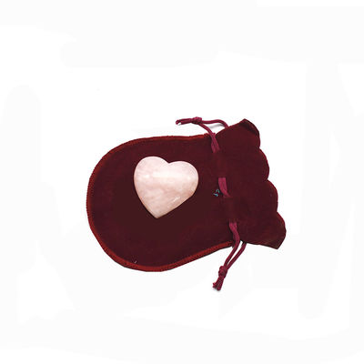 Tecniche in pietra a forma di cuore in quarzo rosa intagliato