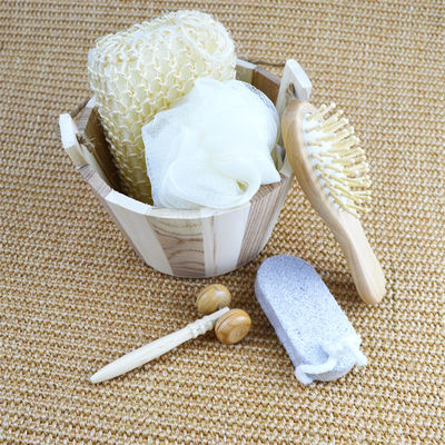 Pulizia del corpo Set bagno in legno con spazzola per capelli Pumice Stone Bath Pouf Sisal Sponge Massager 6Pcs Spa Bath Beauty Gift Set