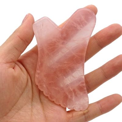 Logo personalizzato Strumento di massaggio corporeo naturale a quarzo rosa Gua Sha per la cura della pelle e la salute facciale