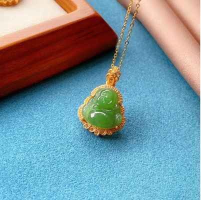 925 Collare di Buddha di Giada con Nefrite Verde Intagliato d'Argento con Pietre di Cristallo e Piccole Dimensioni