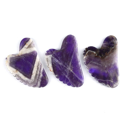 2024 Strumenti di massaggio di tendenza Forma di cuore Ametista naturale Gua Sha con denti Logo personalizzato Guasha Body Self Skin Care
