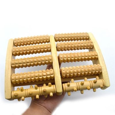 Massaggiatore a piedi in legno da 27*17*4,5 cm con design portatile e certificato ISO9001