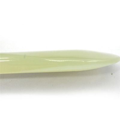 Migliora la tua esperienza di massaggio con lo strumento e la penna certificati ISO9001 Xiuyan Jade Spoon Gua Sha