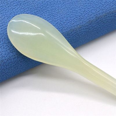 Migliora la tua esperienza di massaggio con lo strumento e la penna certificati ISO9001 Xiuyan Jade Spoon Gua Sha