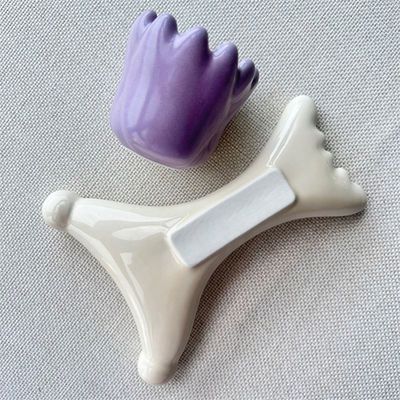 OEM/ODM Ceramica a forma di X Gua Sha Scraping Massaggiatore Salone di bellezza Essenziale per il rilassamento facciale