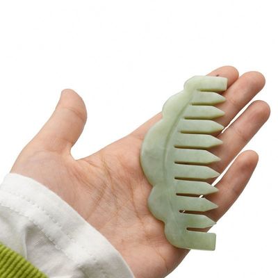 Combine per capelli di pietra di giada naturale gua sha massaggio pettine massaggiatore con proprietà di cancellazione dei meridiani immagine perfetta