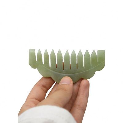 Combine per capelli di pietra di giada naturale gua sha massaggio pettine massaggiatore con proprietà di cancellazione dei meridiani immagine perfetta
