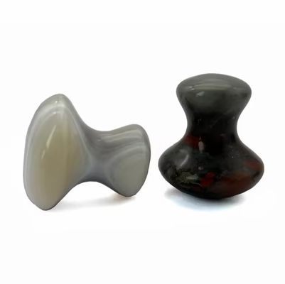 2024 Pietra di sangue Pietra di giada Pietra di Guasha Funghi Pietra di massaggio Pietra di Gua Sha Strumento Faciale La soluzione perfetta per ridurre le linee sottili