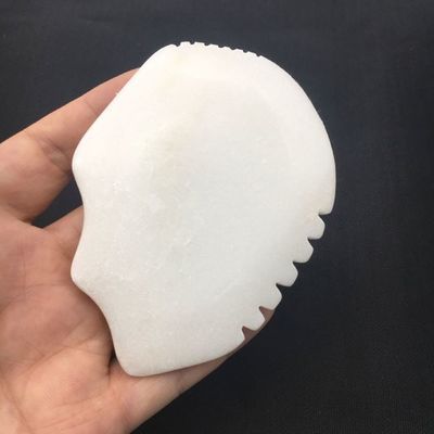 Giunta di gua sha di giada per massaggi facciale e corporeo