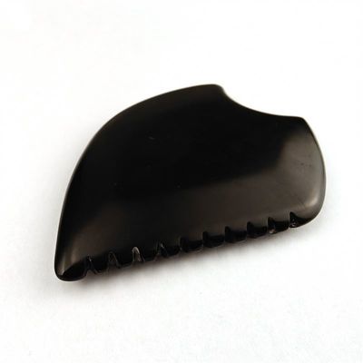 Strumento di agopuntura facciale Gua Sha Bian Pietra per massaggiare la testa e massaggiare il viso