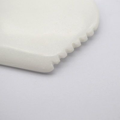 Massaggiatore Corporeo di Giada Bianca personalizzato Comodo Gua Sha Massaggio Faciale Strumento per il miglioramento della circolazione del corpo