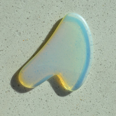 Strumento di bellezza Logo personalizzato Disponibile Opal Gua Sha Scraping Board per massaggiare il viso