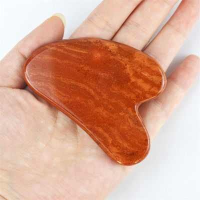 Massaggio Corporeo Strumento Rosso Jasper Guasha Strumento Giada Pietra Faciale Scraper per la cura della pelle Logo personalizzato Forma di cuore Faccia Strumento Massaggiatore Gua Sha
