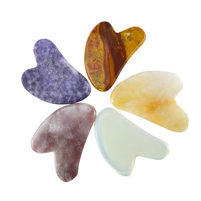 Tabella di raschiatura a forma di cuore naturale giallo citrino gua sha per strumento di massaggio facciale e corporeo