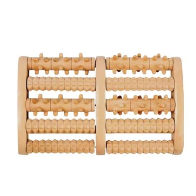 Roller per massaggiare i piedi in legno marrone per alleviare lo stress e rilassarsi