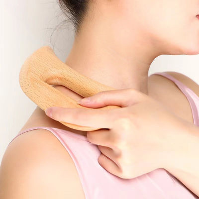 Body Self Skin Care Spa Facial Lifting Beauty Salon Strumento di massaggio in legno Gua Sha con logo personalizzato e colore marrone