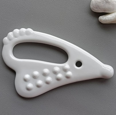 Self Skin Care Spa Facial Lifting Massaggio a forma di cuore Strumento ceramico Gua Sha Guasha Pietra per viso bianco