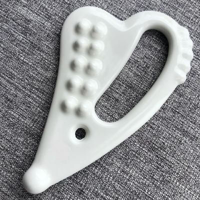 Self Skin Care Spa Facial Lifting Massaggio a forma di cuore Strumento ceramico Gua Sha Guasha Pietra per viso bianco