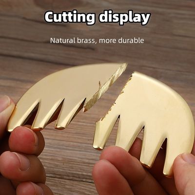 Strumenti di massaggio in rame Guasha Metallo Pelli in ottone Gua sha Comb Acupuncture Scalping Point Apparato per la testa Acupuncture Comb